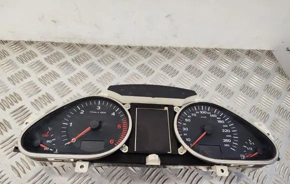 Audi A6 S6 C6 4F Speedometer (instrument cluster) 503001721801
