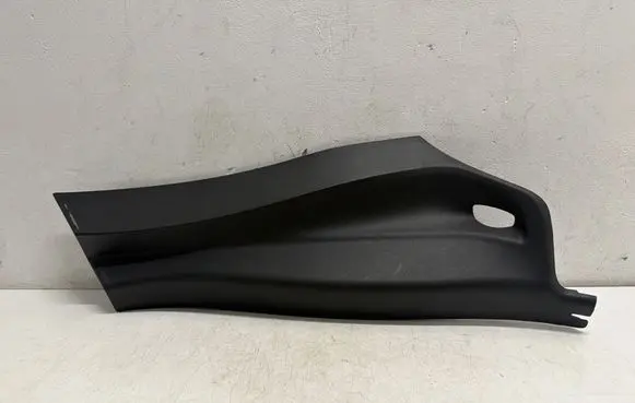 BMW X1 F48 F49 (C) pillar trim 7326836