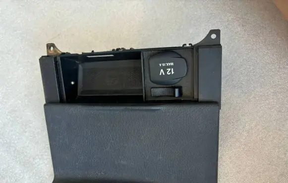 Mercedes-Benz S W221 Car ashtray A2216801652 2216801652