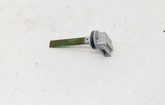 Volkswagen PASSAT B6 Interior temperature sensor 4B0820539