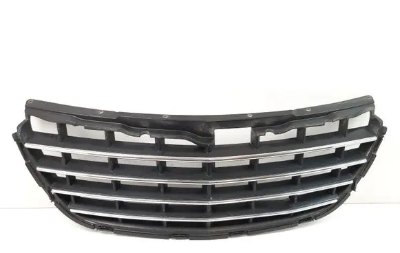Chrysler Pacifica Front bumper upper radiator grill 04857626AA 04857625AA
