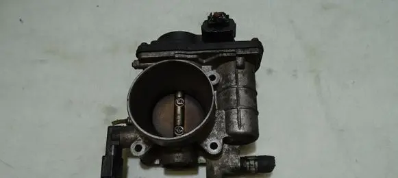 Subaru Impreza II Throttle body valve RME50-300-6Y01