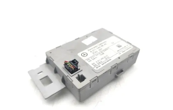 Mercedes-Benz E W211 Gateway control module A2115408545 A2114420027 A2115408345