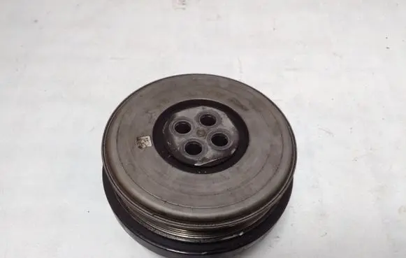 Mercedes-Benz C W204 Crankshaft pulley A6510351712