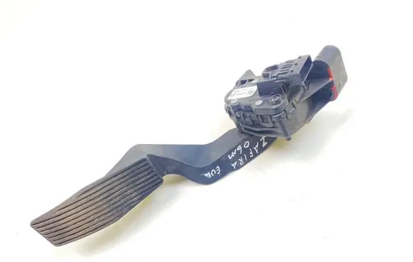 Opel Zafira B Accelerator throttle pedal 9202341 8PV00811400