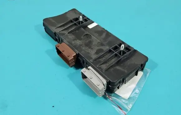 Tesla Model S Central body control module 30100334 IMPRK1413101