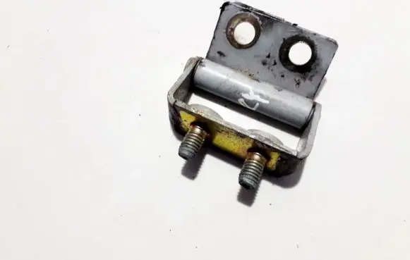 Mazda Premacy Tailgate/trunk/boot hinge