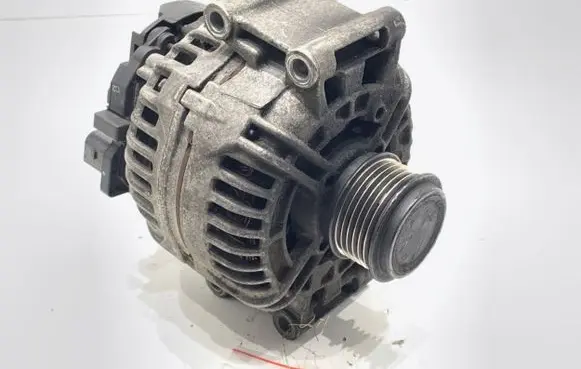 Audi A4 S4 B8 8K Generator/alternator 06H903016L