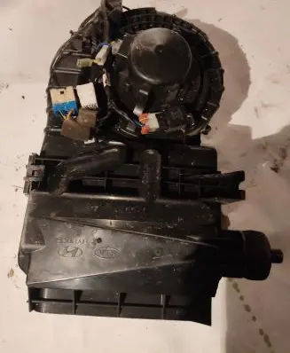 KIA Sorento Interior heater climate box assembly 