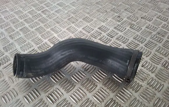Volvo V70 Intercooler hose/pipe 30680218