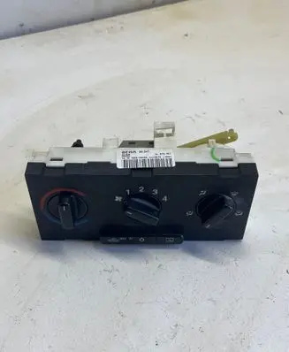 Opel Zafira A Climate control unit 56341 679751
