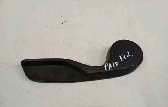Mitsubishi Lancer X Seat adjustment knob 