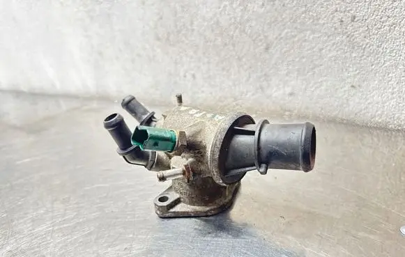 Opel Astra H Thermostat/thermostat housing 55202510