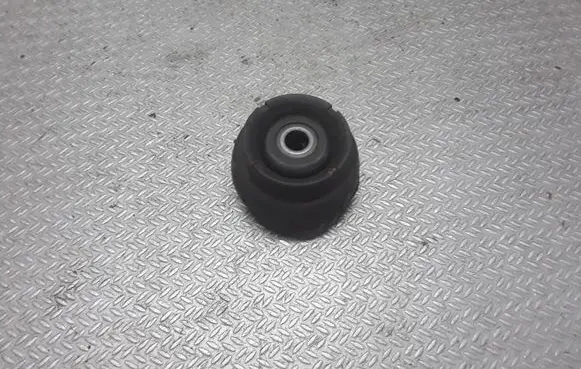 Volkswagen Golf IV Front coil spring rubber mount 