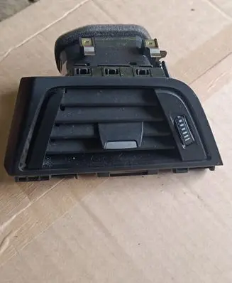 BMW 4 F32 F33 Dash center air vent grill 923197013 9231970