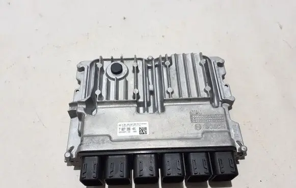 BMW 5 G30 G31 G38 Engine control unit/module 7827396