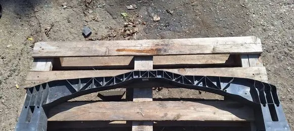Citroen C4 I Front bumper support beam 9646895580