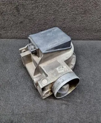 Audi 80 90 S2 B4 Mass air flow meter 0280202130 037906301C