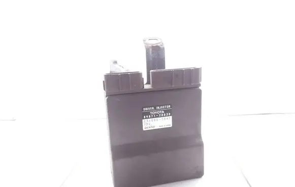 Toyota Corolla Verso E121 Fuel injection control unit/module 8987120030 1310001041