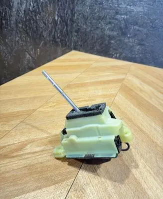 Mercedes-Benz E W211 Gear shifter/selector A2112674224