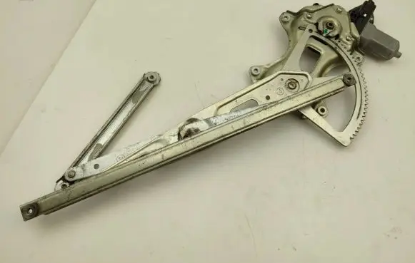 Toyota Prius (XW20) Front door window regulator with motor 8572035140 2621002340