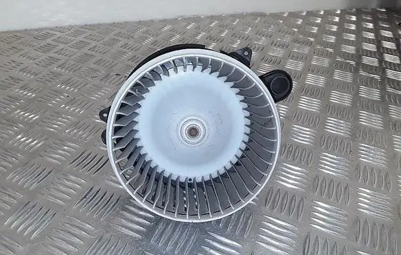 Renault Sandero II Heater fan/blower 5p3730100