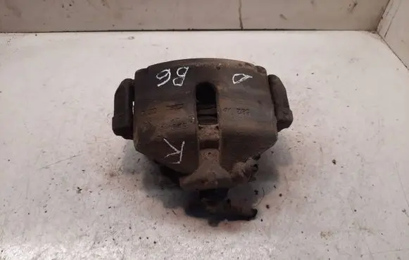 Volkswagen PASSAT B6 Front brake caliper