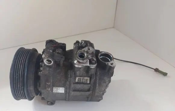 Audi A8 S8 D2 4D Air conditioning (A/C) compressor (pump) 4B0260805B