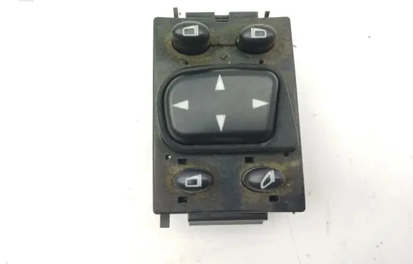Mercedes-Benz S W220 Wing mirror switch 2208211551