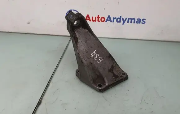 BMW 5 E34 Engine mounting bracket 1133362 11811133362