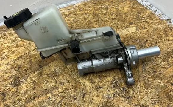 Mazda 6 Master brake cylinder K3239