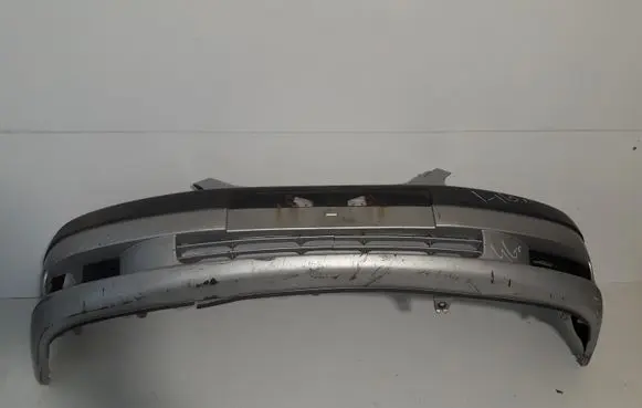 Toyota Avensis T220 Front bumper