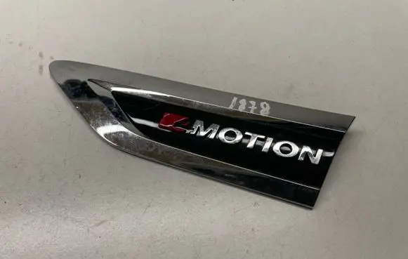 Volkswagen Tiguan Fender model badge letters 