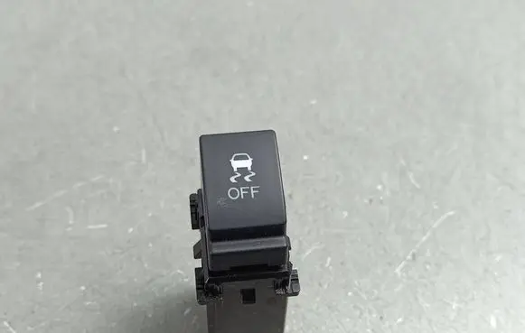 Subaru Outback (BS) Traction control (ASR) switch