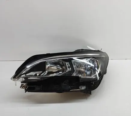 Peugeot 3008 II Headlight/headlamp 90085116 9810478380