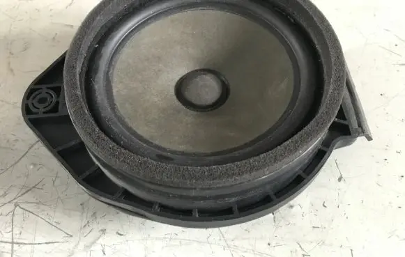 Opel Insignia A Front door speaker