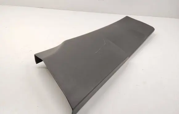 (B) pillar trim (bottom)