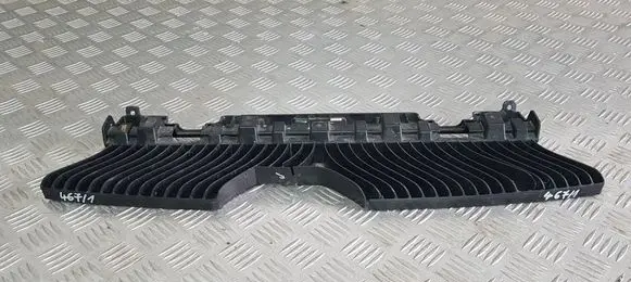 MG MG4 ev Rear arch trim 10977554