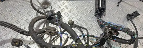 Mercedes-Benz Vito Viano W639 Engine installation wiring loom A0001501415