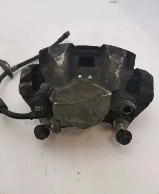 Volvo XC90 Front brake caliper 31381442