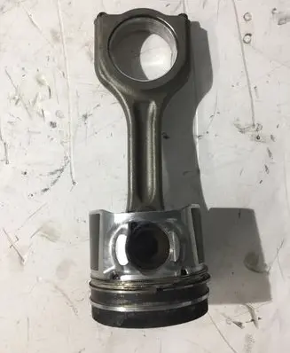 Volvo S60 Piston with connecting rod 75L101