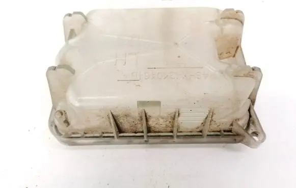 Skoda Octavia Mk2 (1Z) Headlight/headlamp dust cover VP4SHX13K046BA VP4SHX-13K046-BA