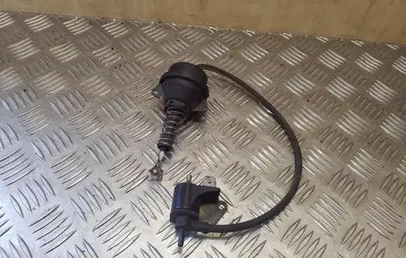 Mercedes-Benz Sprinter W901 W902 W903 W904 Other engine bay part