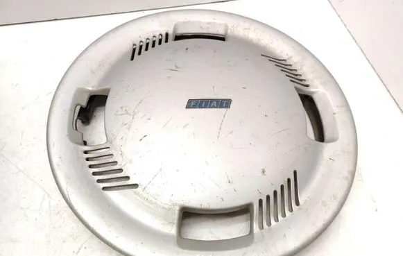 Fiat Ulysse R15 wheel hub/cap/trim 1472781080