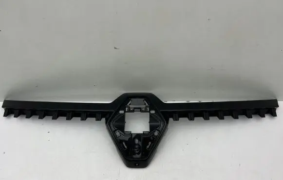 Renault Austral Front bumper upper radiator grill