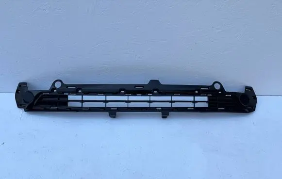 Toyota ProAce City Front bumper lower grill 9836022380