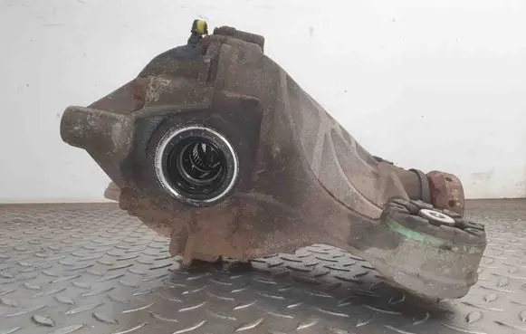 Jaguar XE Rear differential