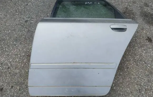 Audi A4 S4 B6 8E 8H Rear door pilkos
