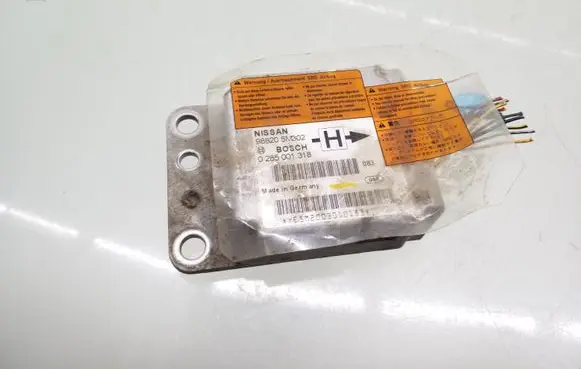 Nissan Almera N16 Airbag control unit/module 0285001318 988205M302