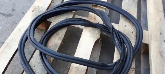 Audi A7 S7 4G Trunk rubber seal (body) 4G8827705B